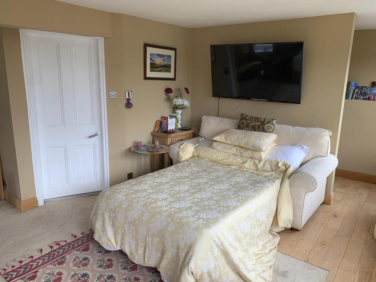 The Penthouse Bowness Luxury Loft Jacuzzi Bath & Complimentary Lakeview Spa Membership Exterior foto